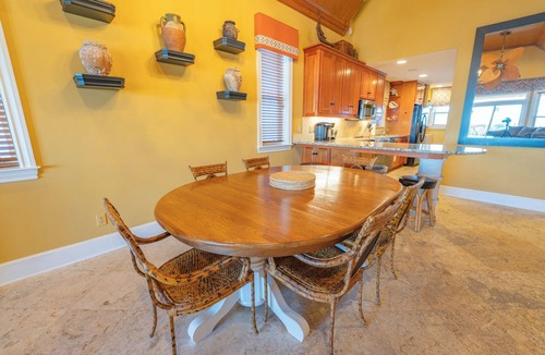 East End House | Sunshine & Savings 20% OFF! Pet Friendly, 3BR/3BA