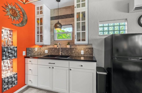 Bradenton Villa | Sunswept Villa 4-riverwalk/park front w/pool, near AMI beaches - pet friendly!