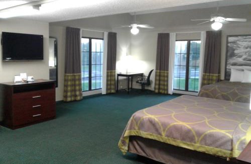 Austell Hotel | Super 8 by Wyndham Austell/Six Flags