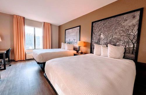 Deepwater Hotel | Super 8 by Wyndham Pennsville/Wilmington