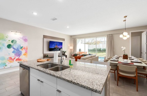 Bay Lake House | Super Close- Disney s Parks w Theme Rooms Pool