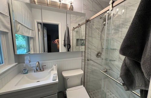 Doraville House | Super Comfy 3 Bedroom Home Sleeps 8
