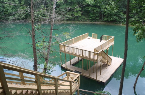 La Follette House | Super Location in Lakeside Estates-w/pool; basketball ct; walking tr; boat ramp