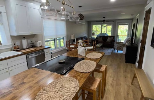 Canton House | Superb 2-bedroom house with a fireplace and amazing views in charming Canton, NC