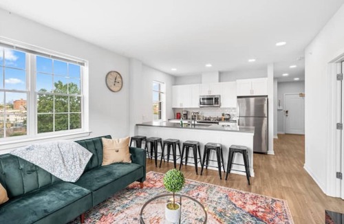 Hackensack River Waterfront Apartment | Supreme 2 Bed/2 Bath Condo in Prime Jersey City