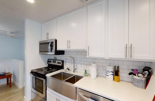 Surfcrest Village Cottage | Surf Crest 20 - 4 bedroom cottage with Ocean View from extended deck!