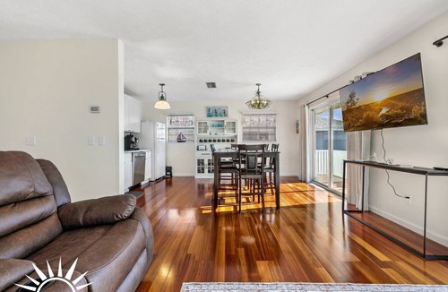 Surfcrest Village Cottage | Surf Crest Village 33 - 3 Bed, 2 Bath Cottage with Ocean View from 2nd Story.