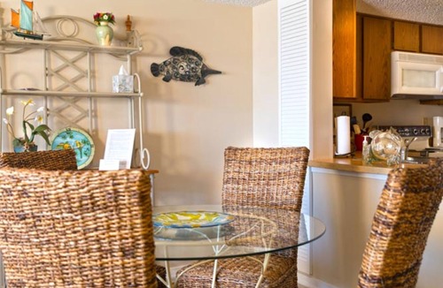 Amelia City Condo | Surf & Racquet Club C102-Pool! | 1 Bed, 1 Bath