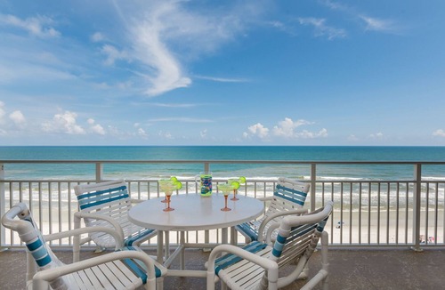 New Smyrna Beach Condo | Surf & Racquet Corner Unit, Best Views in Building ~ SR701