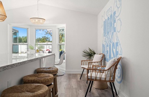 Walsingham House | Surfs Up! Heated Pool+Golf+Games