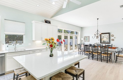 Holmes Beach House | Surfside AMI; backyard oasis steps to beach, heated pool, putting green,+gear!