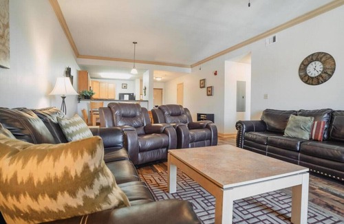 Pigeon Forge Condo | Sweet Butterfly - Unit 1601 - FREE Attraction Ticket with EACH night Stay Including Dollywood