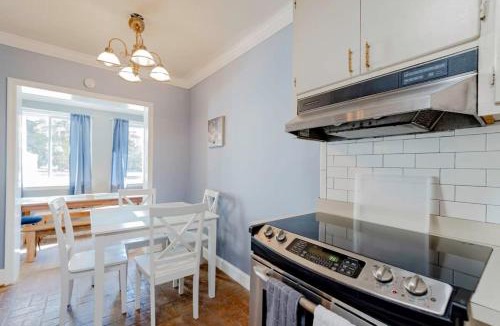Columbia House | Sweet Retreat- Mins to Columbia