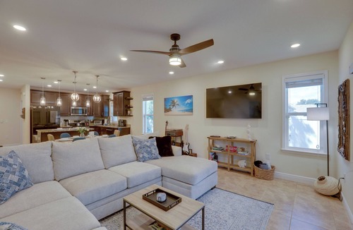Port Saint Lucie House | Swim, Golf, Grill & Chill! Port St Lucie Getaway