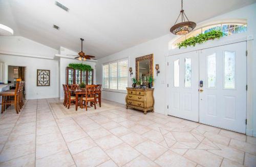 Groveland House | SWISS 56 - Lake Denise