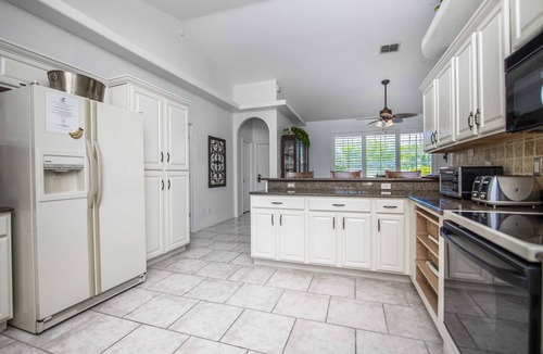 Groveland House | SWISS 56 - Lake Denise