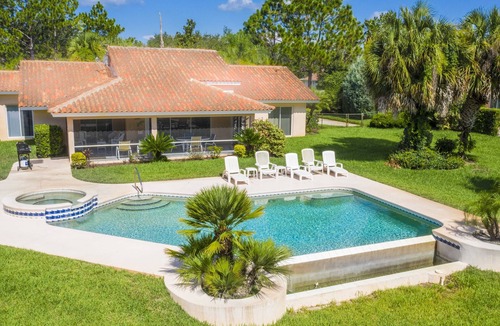 Groveland House | SWISS 61 - Lake Denise