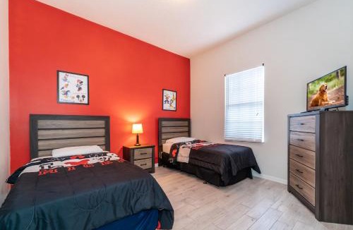 Tuscan Hills House | T904BD-Misty Edge (S)