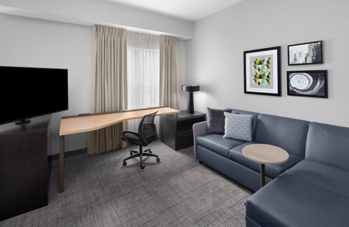 Oldsmar Hotel | Tampa Bay Family Adventure: Pet-Friendly Suites with Kitchen | 4 Units