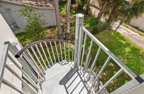 North Hyde Park House | Tampa Getaway Cozy Retreat Near Downtown