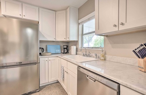 Bay Crest Park House | Tampa Home Near Boat Ramp ~ 10 Mi to Dtwn!