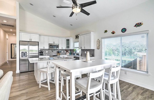 Port Tampa City Cottage | Tampa House w/Patio, Near Downtown & Beaches!