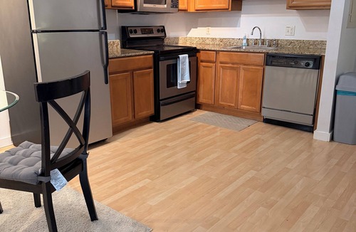 Oakford Park Apartment | Tampa Oasis- In Unit Laundry