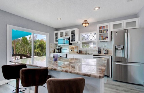 Tampa House | Tampa Oasis: Private Pool, Hot Tub, Sauna & Ponds