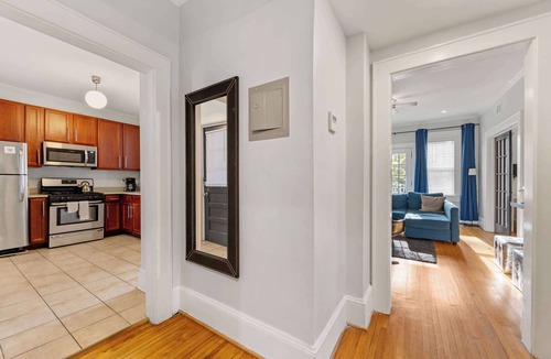 Dilworth Condo | Tasteful Dilworth 2BR King Condo | Balcony | Walkable