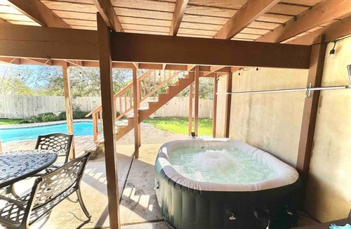 Stone Oak House | TCH - Spacious 3bed/2 bath in San Antonio w/Pool