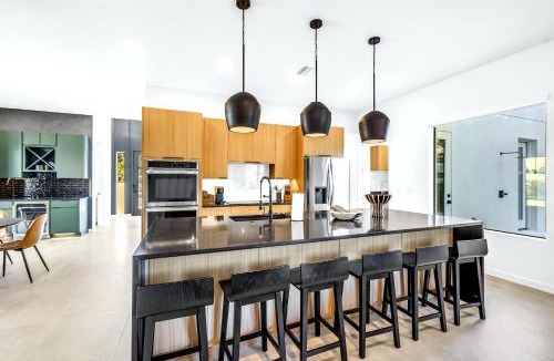 Arlington Park House | Temple of Time