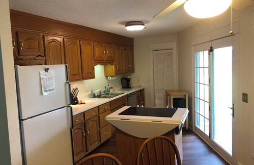 Estill Springs House | 'Tennessee Tahoe': Tims Ford Lake - Cozy Cabin with Two Level Dock