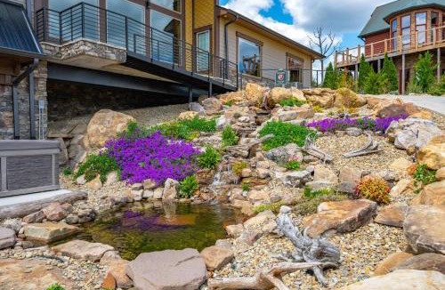 Sevierville House | Tennessee Whiskey, Indoor Pool, Amazing Views, Theater Room, Hot Tub, 5 Star Luxury!