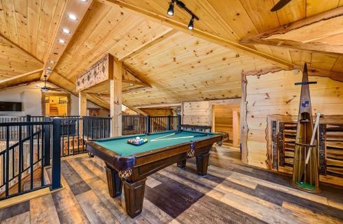 Sevierville House | Tennessee Whiskey, Indoor Pool, Amazing Views, Theater Room, Hot Tub, 5 Star Luxury!
