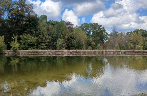 Graysville RV Rental | Tent Camp - Perfect campground just outside enchanting Dunlap for outdoor lovers