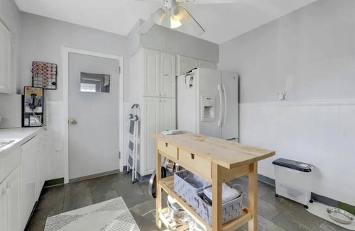 West Orange House | Terrific 3-bedroom house in West Orange
