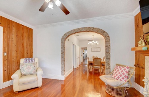 Mango Groves House | Thai Villa Downtown Historic Home - 1mi to Beach
