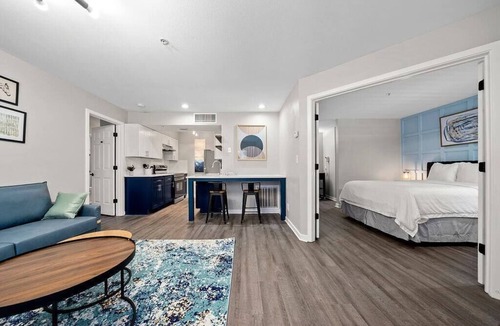 Garden Hills Condo | The 505 Collection