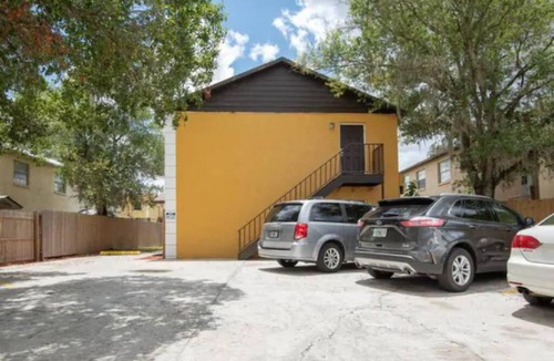 Terrace Park Apartment | The ACE 2-bedroom apartment