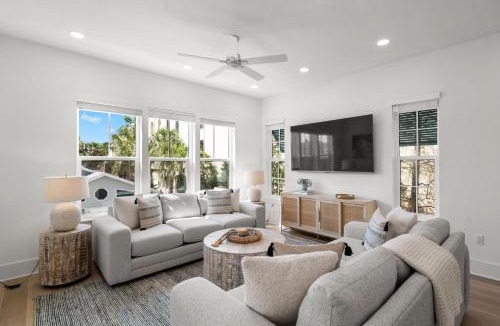 Clearwater Beach House | The Akoya & Pearl Houses at the Gemma - 2 Homes with Private Pools Just Steps to Clearwater Beach