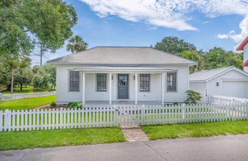 Tybee Island House | The Alley at North Beach *Bowling Alley & Pool*