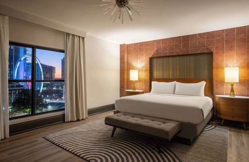 Fairlie-Poplar Historic District Hotel | The American Hotel Atlanta Downtown, Tapestry Collection by Hilton