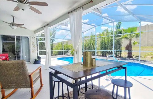 Lake Davenport Estates House | The Art House @ Walt Disney
