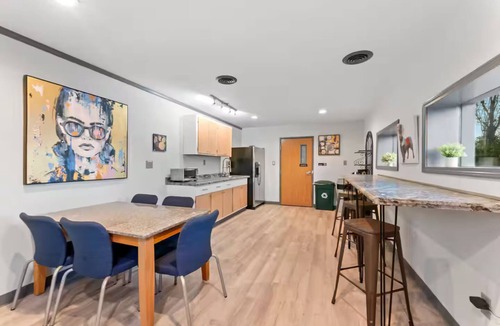 Asheville Cabin | "The Artisan" Tiny Home in the Arts District of Asheville