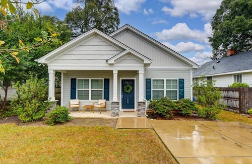 Columbia House | The Augusta Cottage| 3BR/2BA in the Heart of WECO