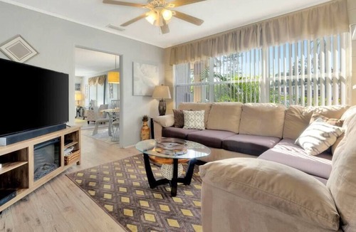 Greater Pinellas Point House | The Bahama Breeze - Sleeps 6
