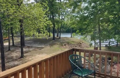 Georgetown House | The Barn, Entire home hosted by David 5 guests 3 bedrooms 3 bed, 2 bath