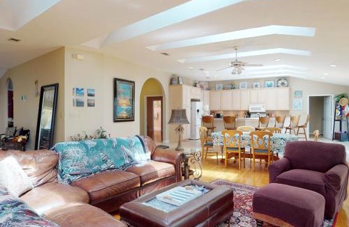 Freeport House | The Bay House