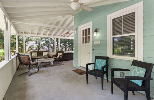 East Beach House | The Beach is calling you at The Porch Side Cottage, sleeps 9