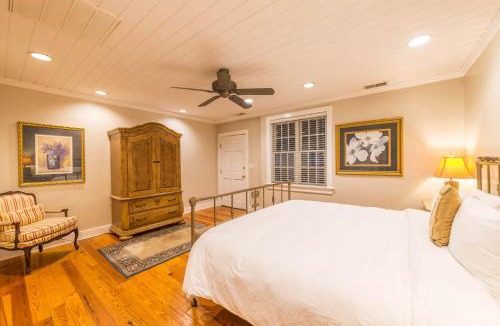 Historic Downtown Hotel | The Beaufort Inn